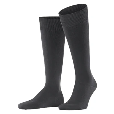 Abbildung von FALKE Herren Ultra Energizing M KH Baumwolle mit Kompression 1 Paar Kniestrümpfe, Grau (Anthracite 3110) Wadenumfang W4, 43 44