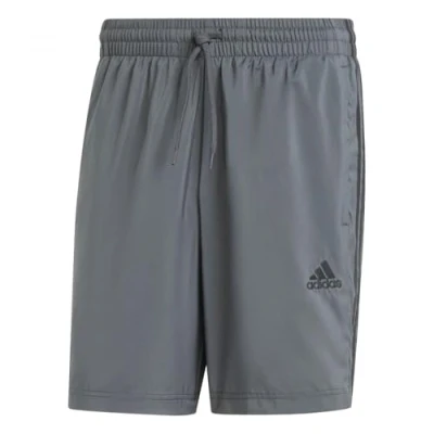 Abbildung von adidas Sportswear Aeroready Essentials Chelsea 3STRIPES kurze Sporthose, Herren, Größe: Small, Solid grey