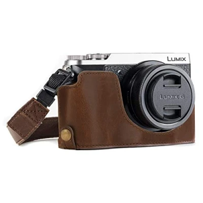 Abbildung von MegaGear MG973 Ever Ready Leder Kamera Halbtasche mit Trageriemen und Batteriezugang für Panasonic Lumix DMC GX85, GX80 Dunkelbraun