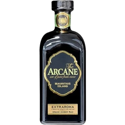 Abbildung von The Arcane I Extraroma Rum 700 ml Flasche 40% Volume Goldener mit Noten von Karamell und Pfeffer