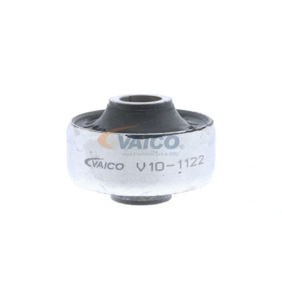 Abbildung von VAICO V10 1122 Querlenkerlager Original Qualität außen, beidseitig, hinten, Vorderachse unten Gummimetalllager Querlenker VOLKSWAGEN: GOLF 3