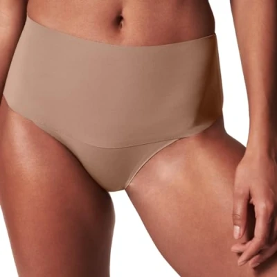 Abbildung von Spanx Undietectable Panties, Damen, Größe: Small, Cafe au lait