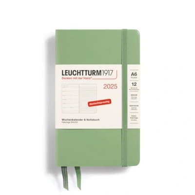 Abbildung von LEUCHTTURM1917 370501 Wochenkalender &amp; Notizbuch Pocket (A6) 2025, Salbei, Deutsch