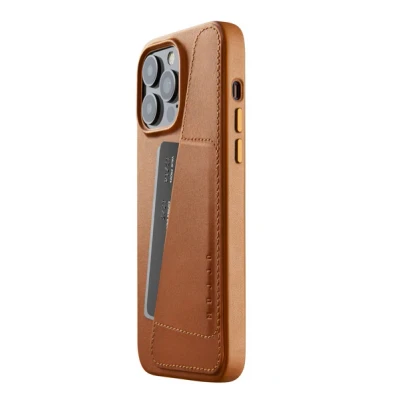 Abbildung von MUJJO Leather Wallet Case iPhone 14 Pro Max brown CL 030 TN