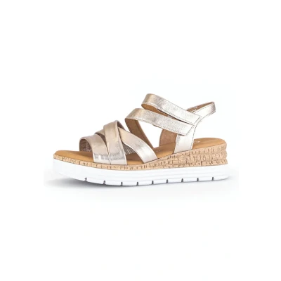 Abbildung von Gabor Damen Keilsandalen, Frauen Sandalen,Moderate Mehrweite (G),Keilsandaletten,Keilabsatz,Wedge Heel,bequem,flach,Puder,40.5 EU / 7 UK