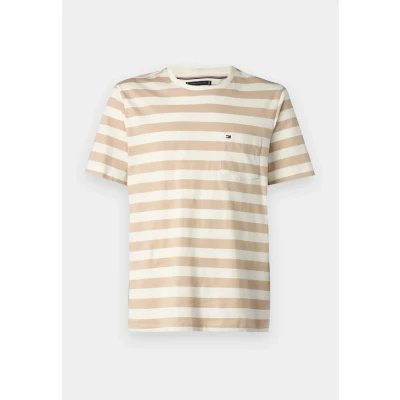 Abbildung von Tommy Hilfiger Essential Solid Pocket TEE Tshirt basic, Herren, Größe: Large, Ivory petal/sandalwood