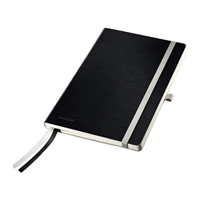 Abbildung von Leitz Notizbuch A5 kariert, 160 Seiten, 80 Blatt, Softcover Mit hochwertigem Bezug, 100 g/m² Papier, Gummizugverschluss, Textilbänder, Stiftelasche, Tasche, Style Serie, Satin Schwarz, 44880094