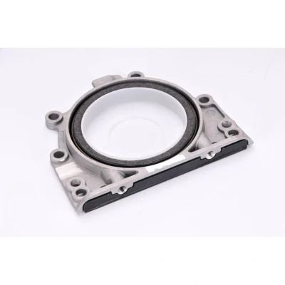Abbildung von ELRING 012.380 Kurbelwellendichtring mit Montagehülse PTFE (Polytetrafluorethylen)/ACM (Polyacryl Kautschuk) Gehäuse VOLKSWAGEN: Golf 4 Schrägheck