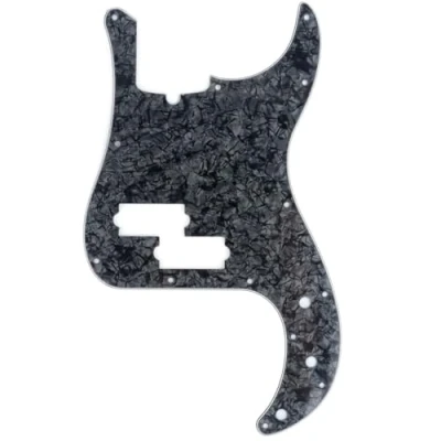 Abbildung von Musiclily Pro 13 Löcher P Bass Pickguard Schlagbrett für 4 Saiter American Precision Bass, lagig Black Pearl