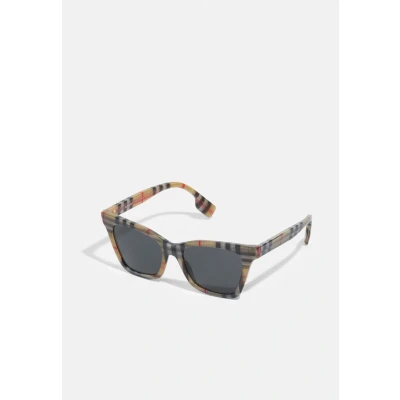 Abbildung von Burberry Elsa BE4346 394487 53 Sonnenbrille