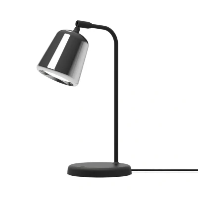 Abbildung von New Works Material Edition Tischlampe, Stahl