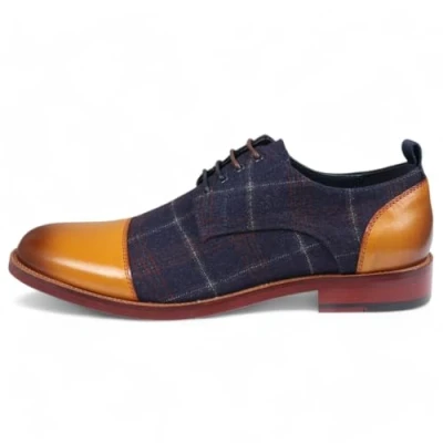 Abbildung von Infinity Leather Brogue Schuhe aus braunem Oxford Leder für Herren Ronnie