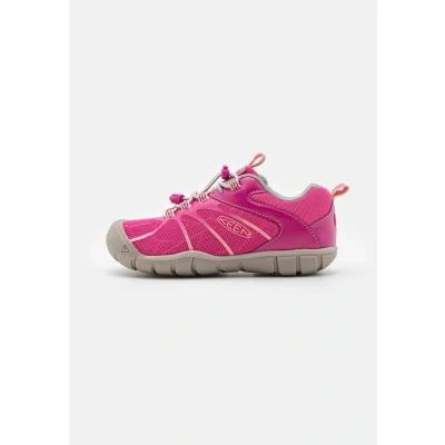 Abbildung von KEEN Chandler 2 CNX Sneakers, Festival Fuchsia/Ibis Rose, 29 EU