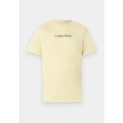 Abbildung von Calvin Klein Jeans Glitched LOGO Classic TEE Tshirt print, Herren, Größe: XS, Sunlight