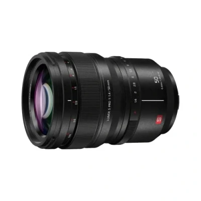 Abbildung von Panasonic S X50E LUMIX PRO Objektiv (50 mm, F1.4, Staub, Spritzwasser und Kälteresistent) Schwarz