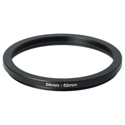 Abbildung von vhbw Step Down Ring Adapter von 58 mm auf 52 für Kamera Objektiv Filteradapter, Metall, Schwarz
