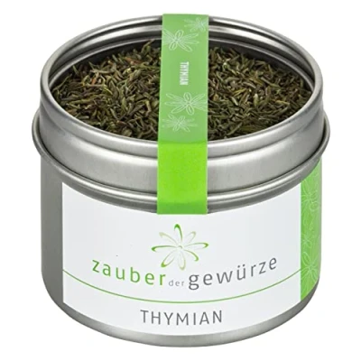 Abbildung von Zauber der Gewürze Thymian getrocknet und gerebelt als Gewürz oder Tee, Thymianblätter für mediterrane Gerichte, Top Qualität in wiederverschließbarer Aroma Dose, 25 g