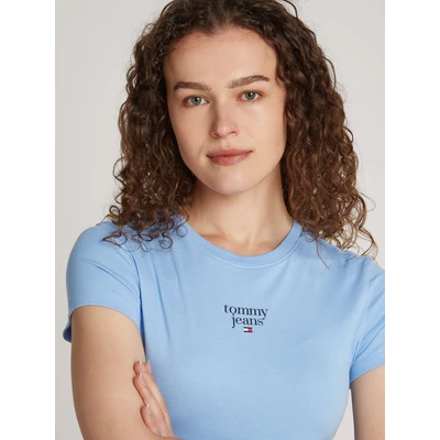 Abbildung von Tommy Jeans Curve T Shirt TJW SLIM ESSENTIAL LOGO1 TEE EXT in Großen Größen mit Logoschriftzug
