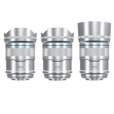 Abbildung von SIRUI Sniper F1.2 Autofokus Objektiv Set, 23 mm, 33 56 Weitwinkel APS C Kameraobjektiv (AS 3S XS, X Mount, silberfarben)