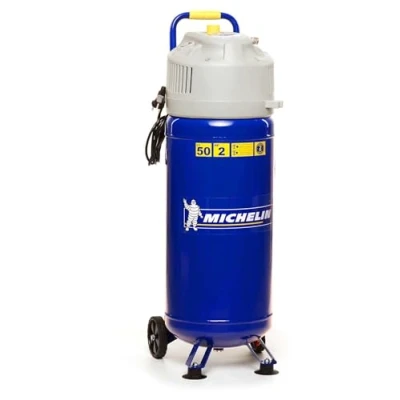 Abbildung von Michelin Vertikaler Druckluftkompressor MVX50/2, Ölfreier 50 Liter Kompressor, Manometer, Maximaldruck: 10 Bar, mit Transportrollen, Leistung: 2 PS, Blau