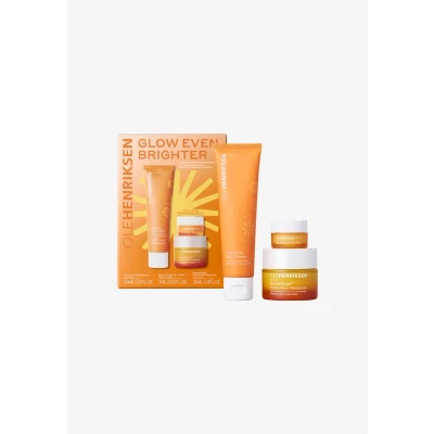 Abbildung von Olehenriksen Glow Even Brighter Pflegesets Mit Hyaluronsäure Und Vitamin C sets Truth