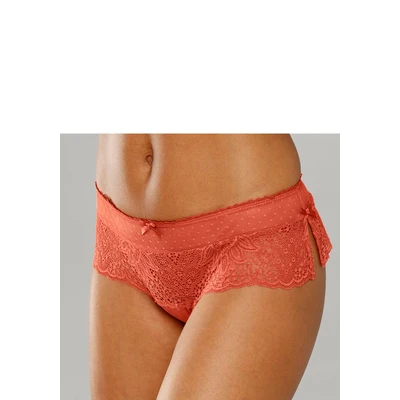Abbildung von Vivance Stringpanty aus extravaganter Spitze mit seitlichen Schlitzen
