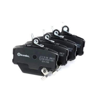 Abbildung von BREMBO P 50 038 Bremsbelagsatz mit akustischer Verschleißwarnung Bremssattelschrauben ohne Zubehör SMART: Roadster Coupe, Fortwo II Cabrio