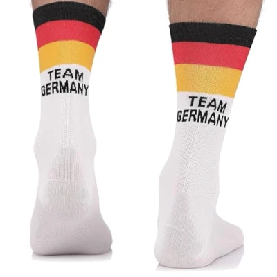Abbildung von TODO Fahrradsocken Herren und Damen. Atmungsaktive Rennrad Socken. Team Germany Fahrrad Socken, Radsocken (Team BA, 35 38)
