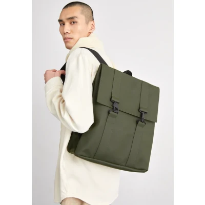 Abbildung von Rains BAG Unisex Tagesrucksack, Größe: One Size, Green