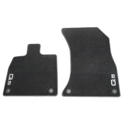Abbildung von Audi 80B061275BMNO Fußmatten Premium Velours Textilfußmatten 2X Stoffmatten vorn, mit Q5 Schriftzug