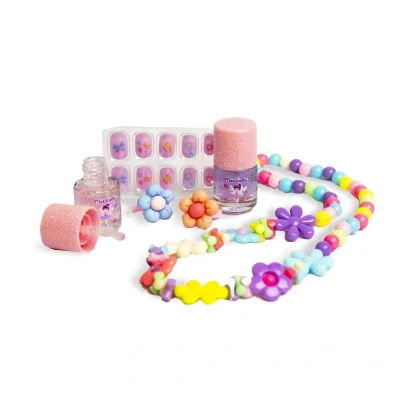 Abbildung von MARTINELIA Einhorn Make up Set für Kinder Mädchen 4 Lidschatten + 2 Nagellack 1 Lipgloss ohne Schadstoffe Geschenk ab 3 Jahren