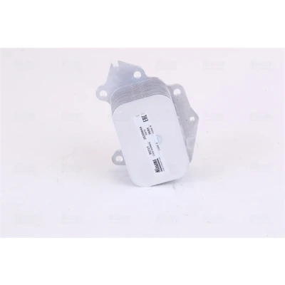 Abbildung von NISSENS 90717 Ölkühler ohne Ölfiltergehäuse FORD: FIESTA 5, S Max Mk1, 6, PEUGEOT: 407 SW, 308 I Schrägheck, 5008 I, MINI: Clubman