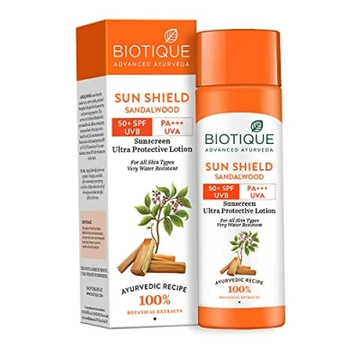 Abbildung von Biotique Sandalwood Face and Body Sun Lotion SPF 50 UVA/UVB Sunscreen