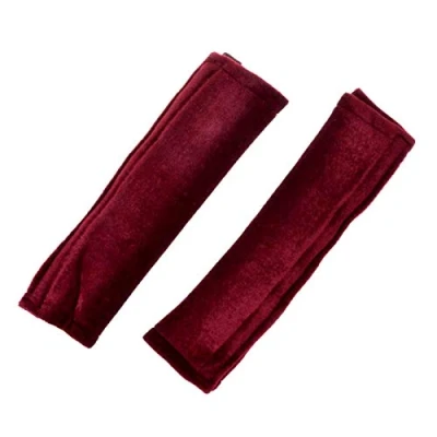 Abbildung von 2er Set Gurtpolster Auto mit Klettverschluss Gurtschoner Sicherheitsgurt Polster Gurtschutz Velour Autogurtpolster (Rot)