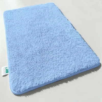 Abbildung von casa pura Badematte Hochflor Sky Soft Weicher, Flauschiger Badezimmerteppich in Shaggy Optik Badvorleger rutschfest waschbar schadstoffgeprüft 16 Farben 6 Größen (70x120 cm, hellblau)