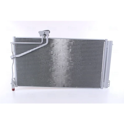 Abbildung von NISSENS 940657 Klimakondensator mit Trockner Aluminium 686 R 134a MERCEDES BENZ: SLK