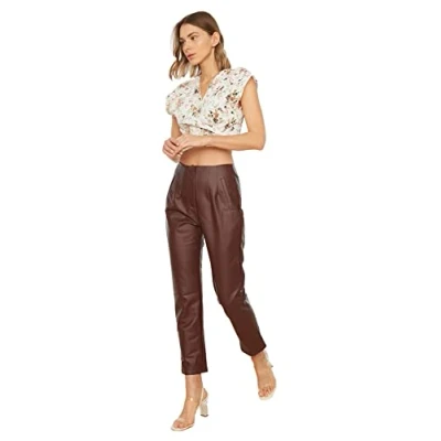 Abbildung von Trendyol Damen Herren Hoher Bund Zigarettenschnitt Hose Pants, Bordeaux, 36 EU