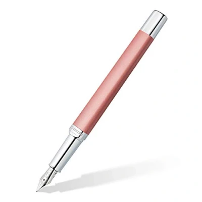 Abbildung von STAEDTLER Füllhalter triplus 474 F, Farbe Radiant Rose, hochwertiges Metallgehäuse in ergonomischer Dreikantform, Stahlfeder mit Patrone Schreibfarbe Blau, F20 3