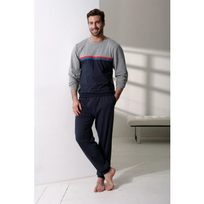 Abbildung von le jogger Pyjama, (2 tlg., 1 Stück), in langer Form mit kontrastfarbenen Streifen
