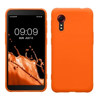 Abbildung von kwmobile Hülle kompatibel mit Samsung Galaxy Xcover 5 weiches TPU Silikon Case Cover geeignet für kabelloses Laden Neon Orange