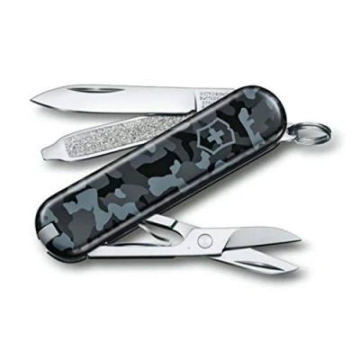 Abbildung von Victorinox Schweizer Taschenmesser, Klein, Classic SD, Multitool, Swiss Army Knife mit 7 Funktionen, Klinge, Nagelfeile, Schraubendreher
