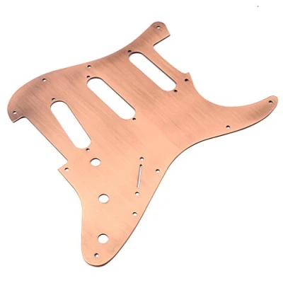 Abbildung von Alnicov SSS 11 Loch Strat Metall Gitarre Pickguard Aluminium Scrach Plate für USA/Mexican Standard Modern Style Gitarre, Bronze