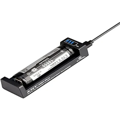 Abbildung von Xtar ANT MC1 Plus Mini Ladegerät USB 1000 mA Li Ion Display