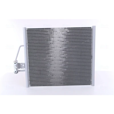 Abbildung von NISSENS 94274 Klimakondensator ohne Trockner Aluminium 498 R 134a BMW: 5 Limousine, Touring