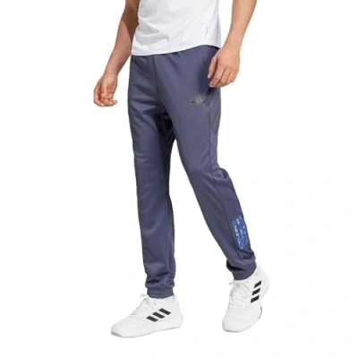 Abbildung von adidas Performance Essentials Camouflage Jogginghose, Herren, Größe: Small, Shadow navy