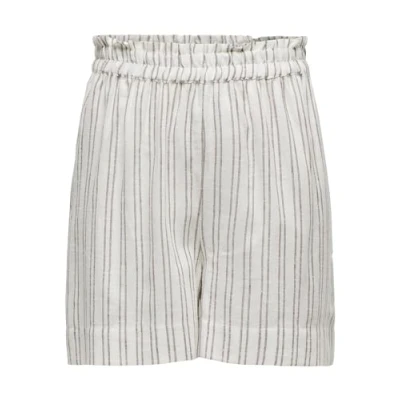 Abbildung von ONLY Shorts, Damen, Größe: Small, Bright white