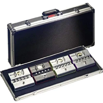 Abbildung von Stagg UPC 688 Guitar Effect Pedals Case with High Density Foam Padded Interior Black
