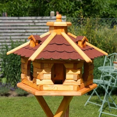 Abbildung von Deko Shop Hannusch Vogelhaus wahlweise mit Ständer und Solarbeleuchtung, Verschiedene Größen L XXL, Futtersilo, wetterfestes Bitumendach (Größe riesig rot)