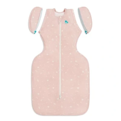 Abbildung von Love To Dream Swaddle Up Transition, Medium 68,5 kg, Dusty Pink Moon, eng anliegende Passform, abzipbare Flügel, 1,5 Tog, geeignet für milde Temperaturen (1822 C), maschinenwaschbar und doppelter