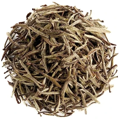 Abbildung von Silver Needle Weißer Tee Weisser Silbernadel China Chinese Bai Hao Yin Zhen Baihao Yinzhen Blüte Silbernadeltee Weiser Silvestee 40G